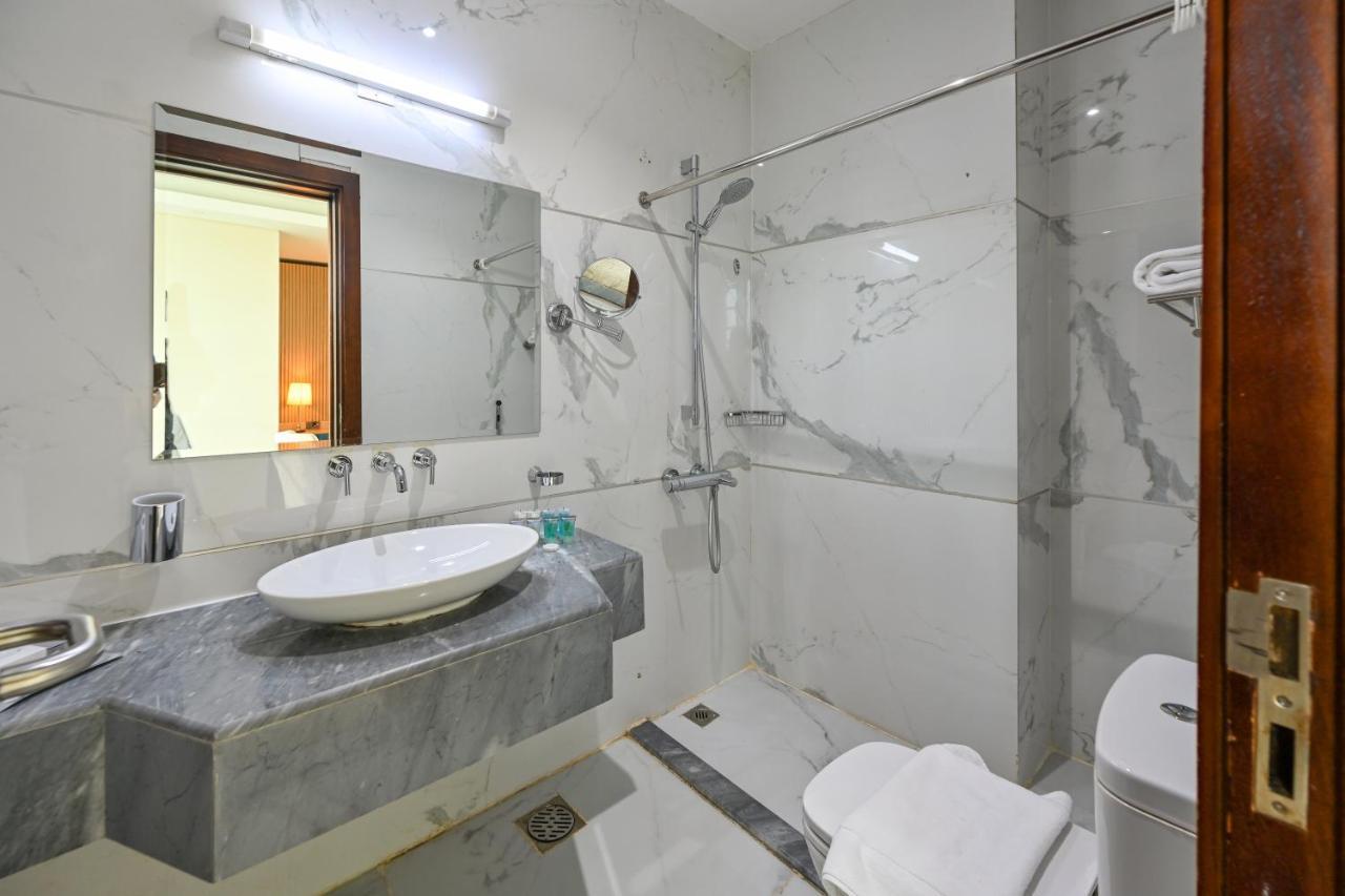 Al Mansour Suites Hotel Doha Exterior foto