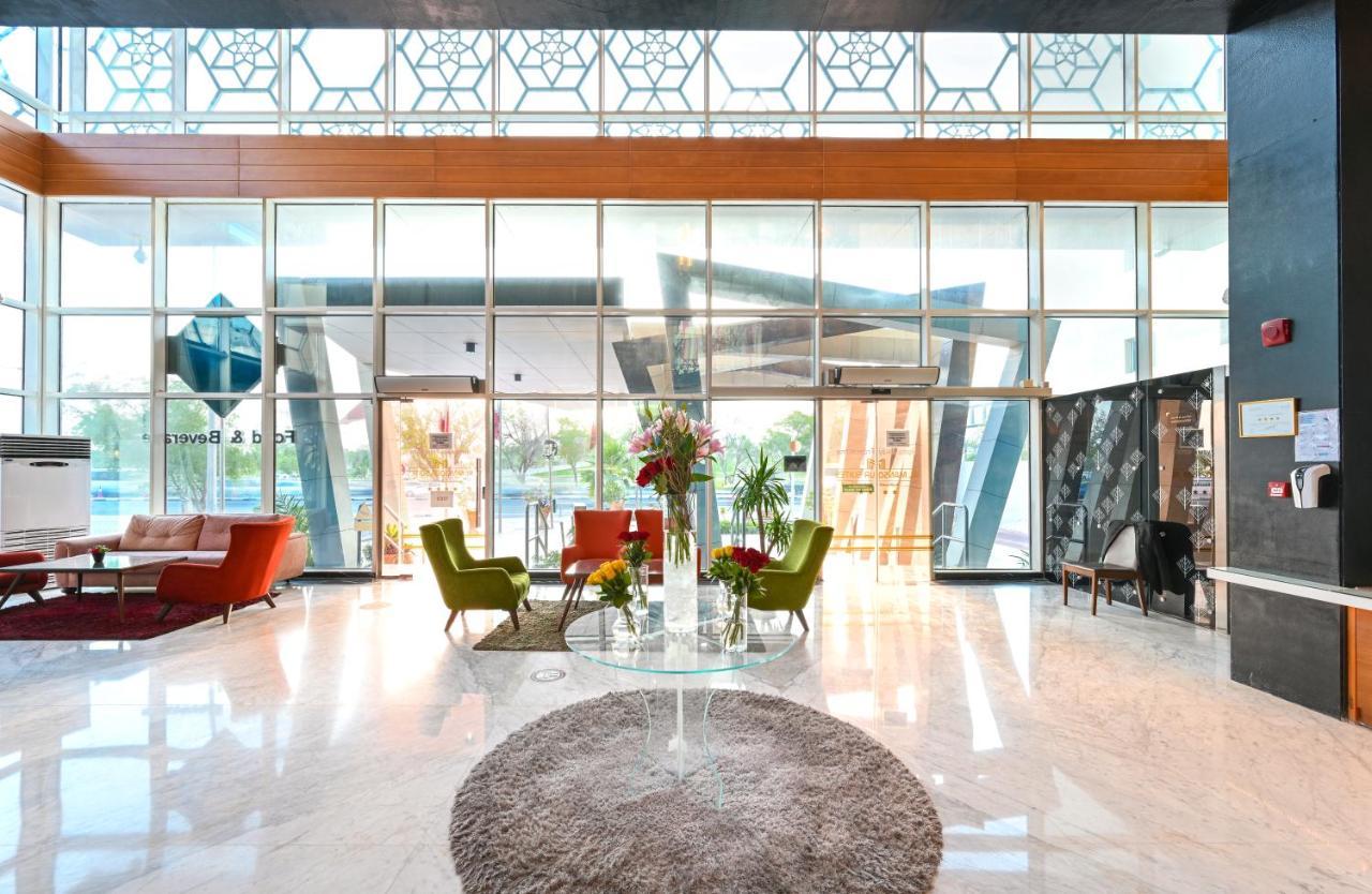 Al Mansour Suites Hotel Doha Exterior foto