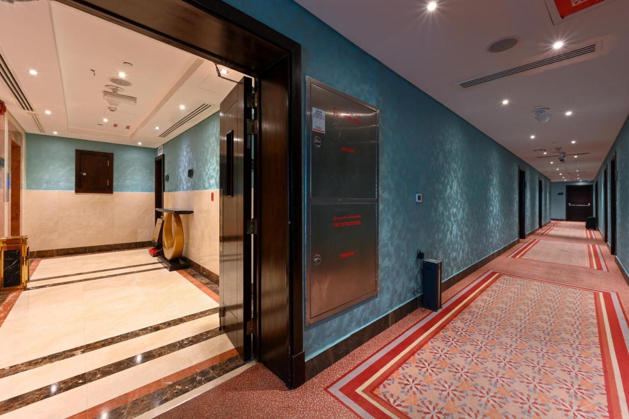 Al Mansour Suites Hotel Doha Exterior foto