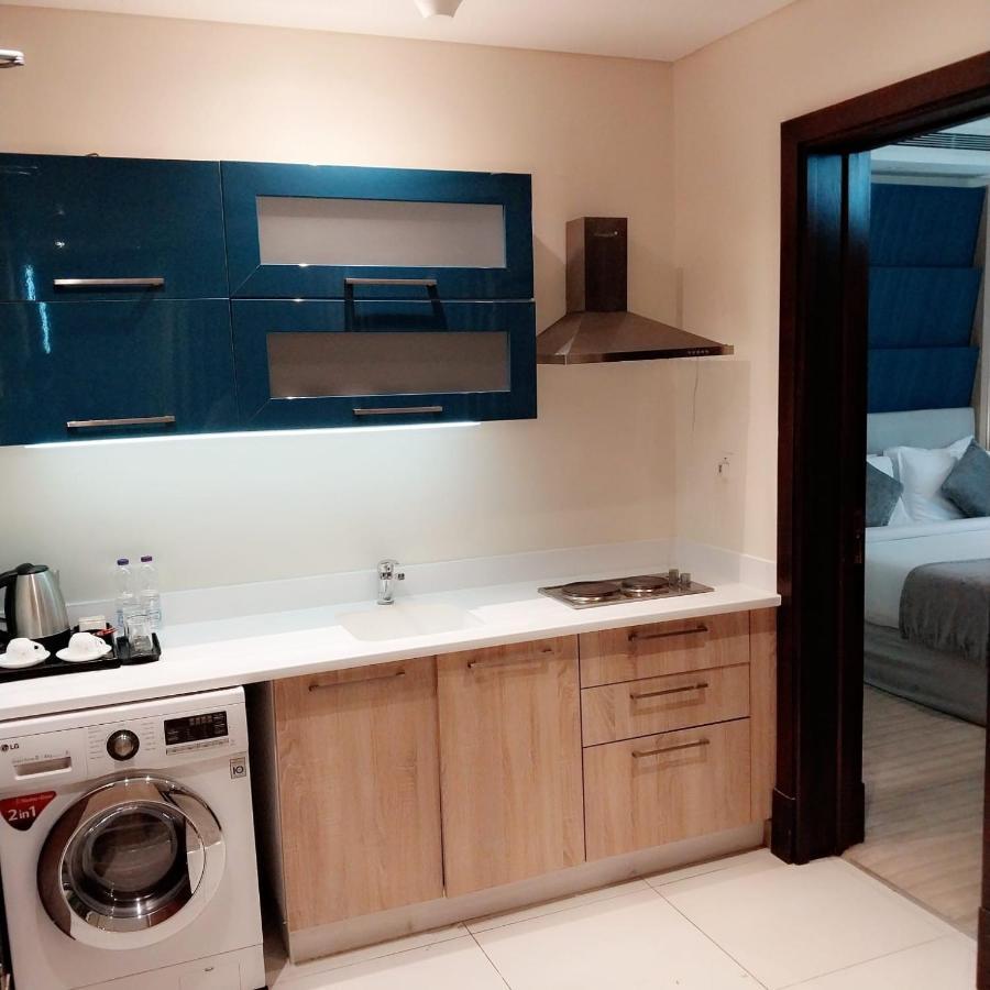 Al Mansour Suites Hotel Doha Exterior foto