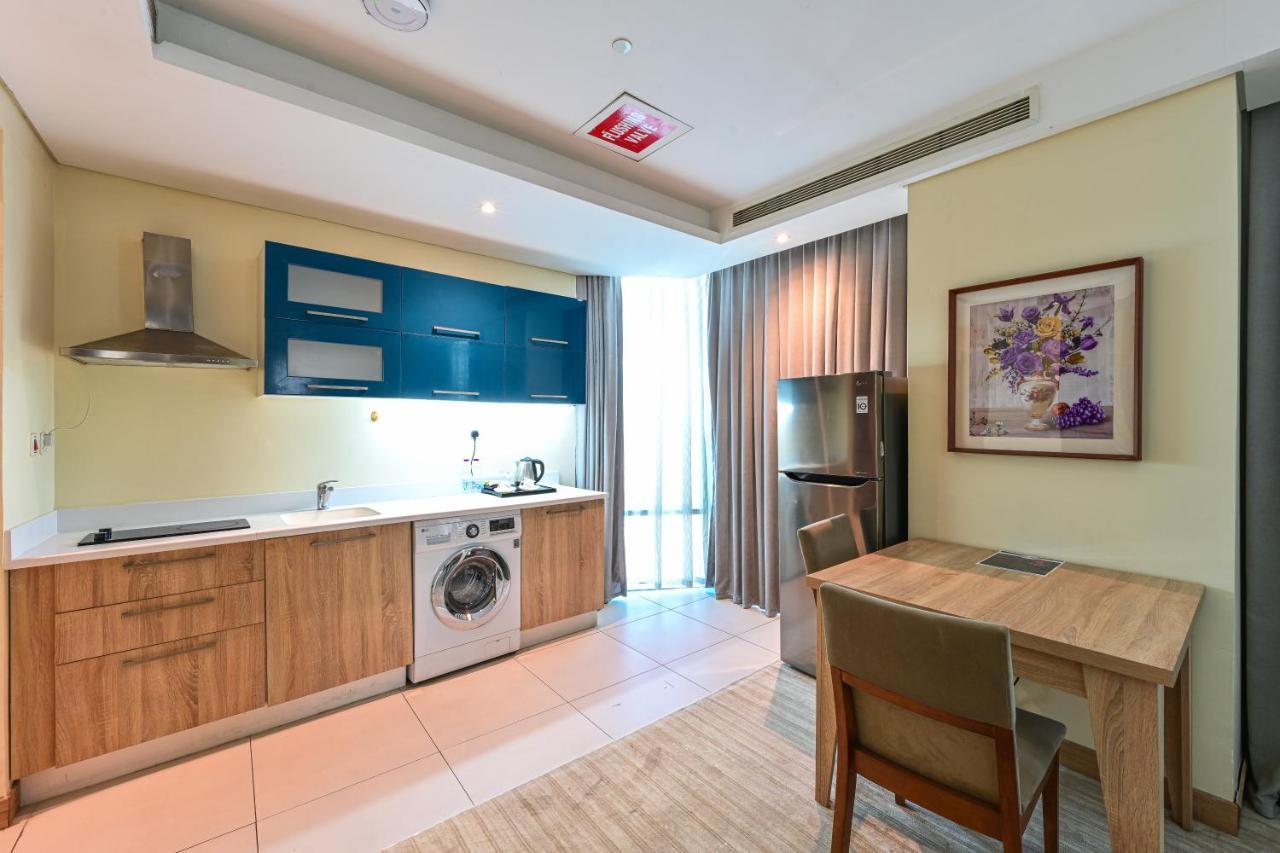 Al Mansour Suites Hotel Doha Exterior foto
